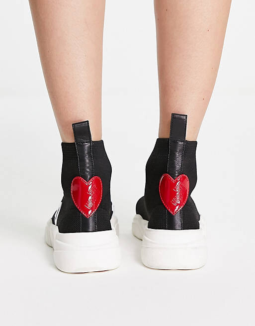 

Черные кроссовки с логотипом Love Moschino
