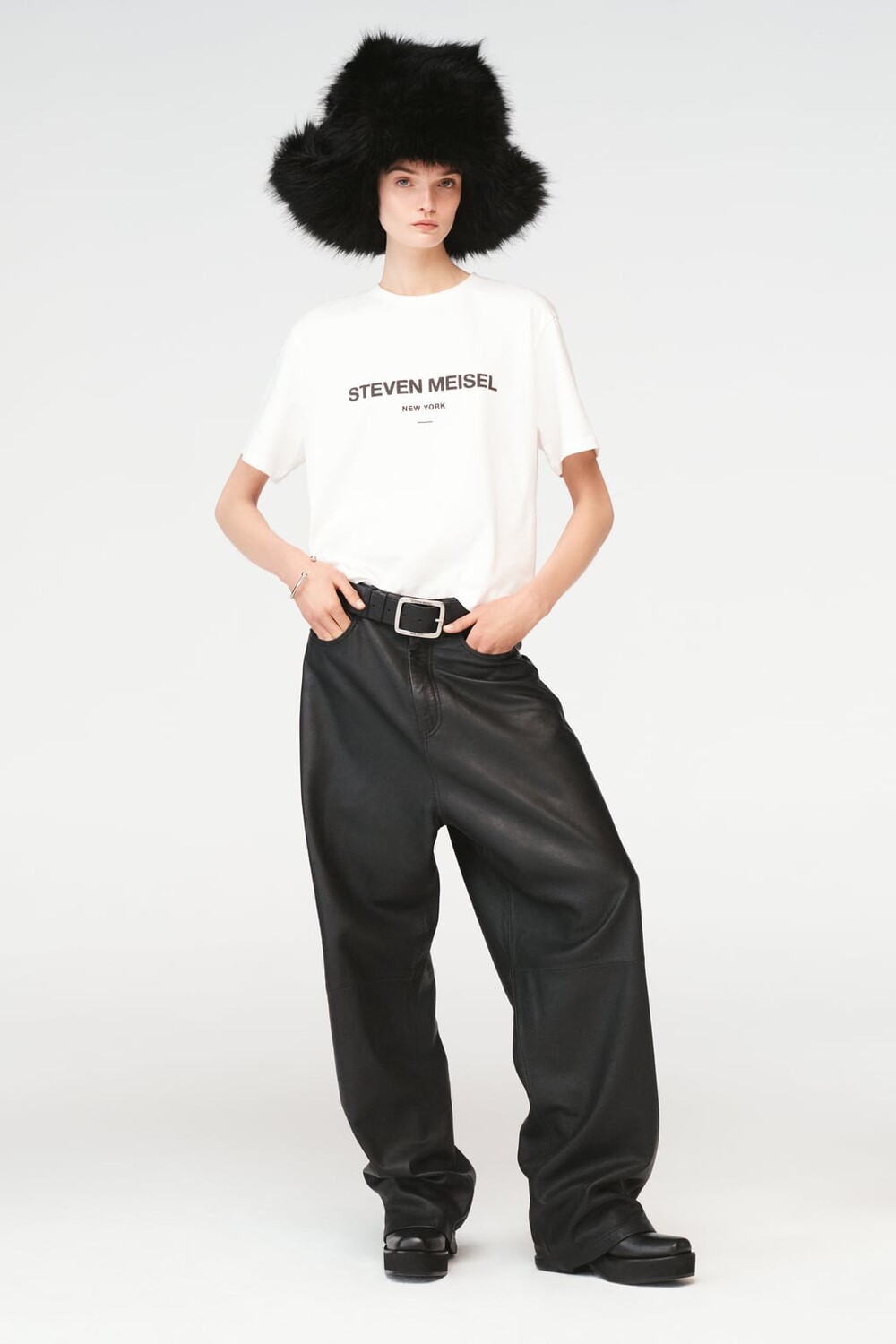 

Суперширокие кожаные брюки Steven Meisel ZARA, черный