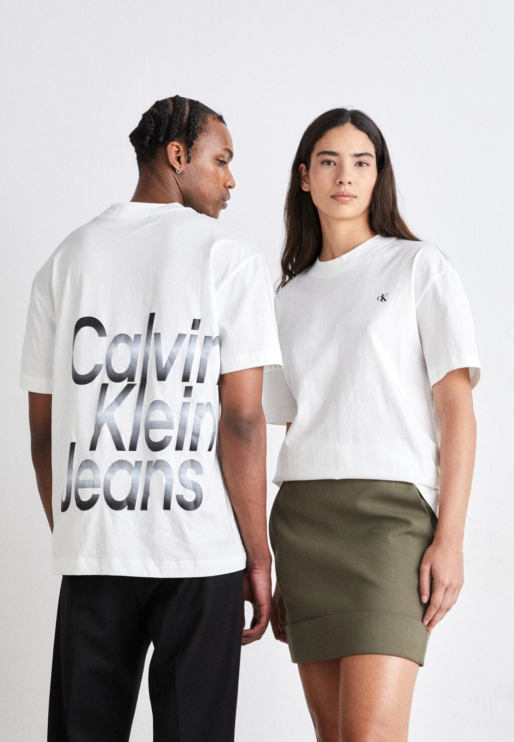 

Футболка с принтом Blown Up Diffused Stacked Tee Unisex Calvin Klein Jeans, цвет bright white