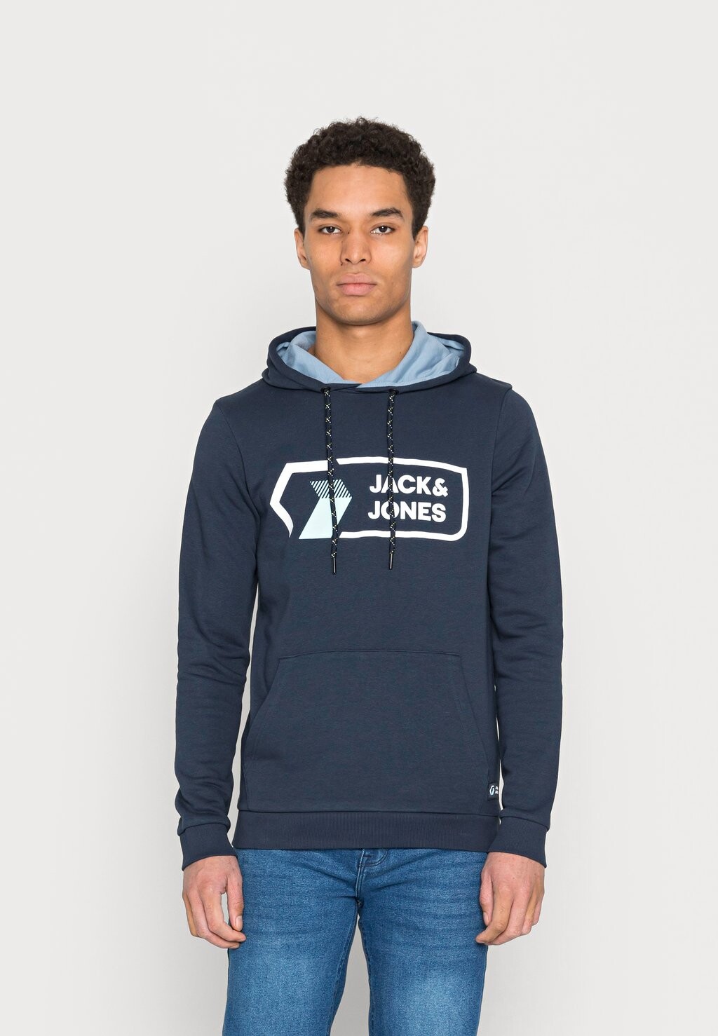 

Худи Jack & Jones