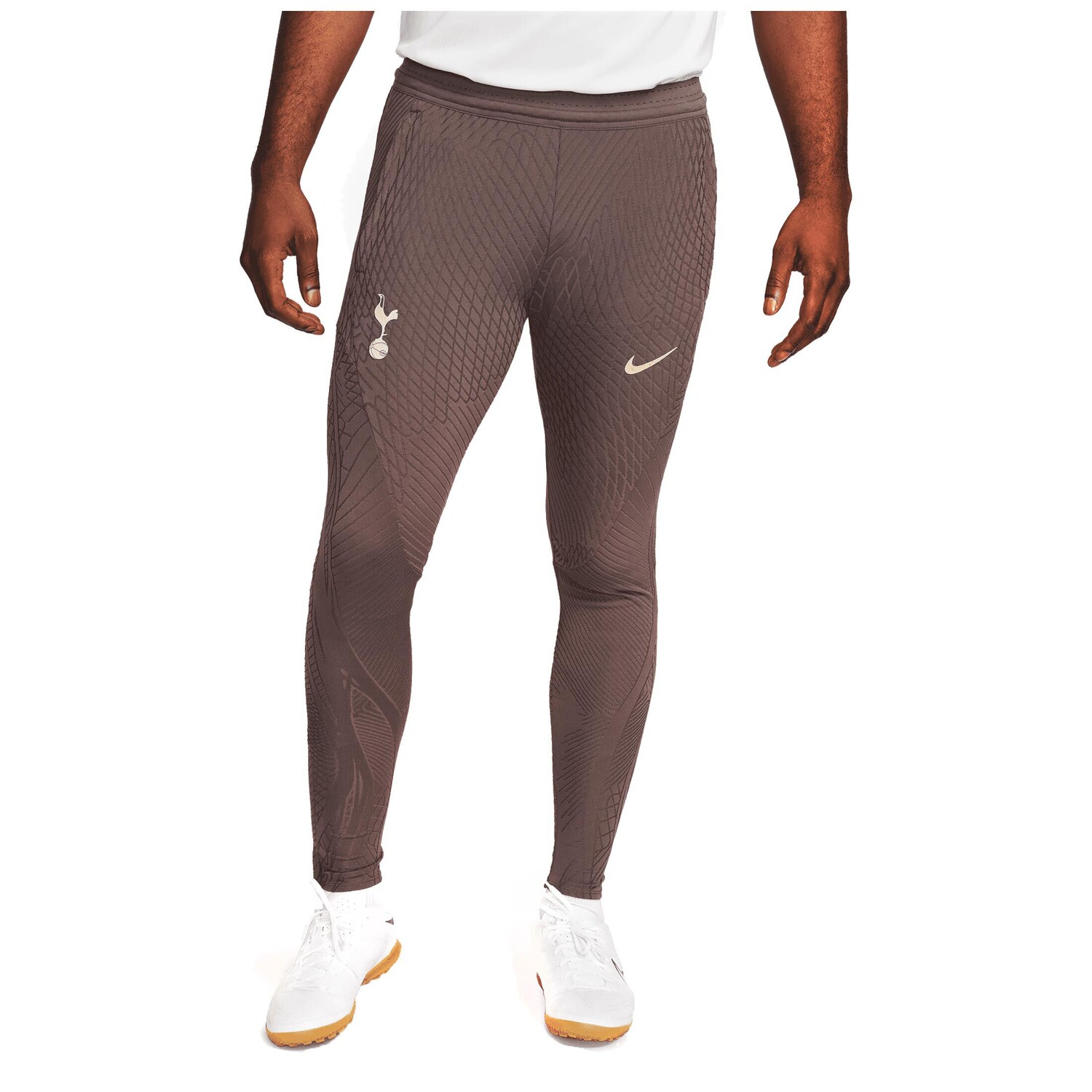 

Брюки Nike Jogginghose Tottenham Hotspur Strike, цвет grau/gold