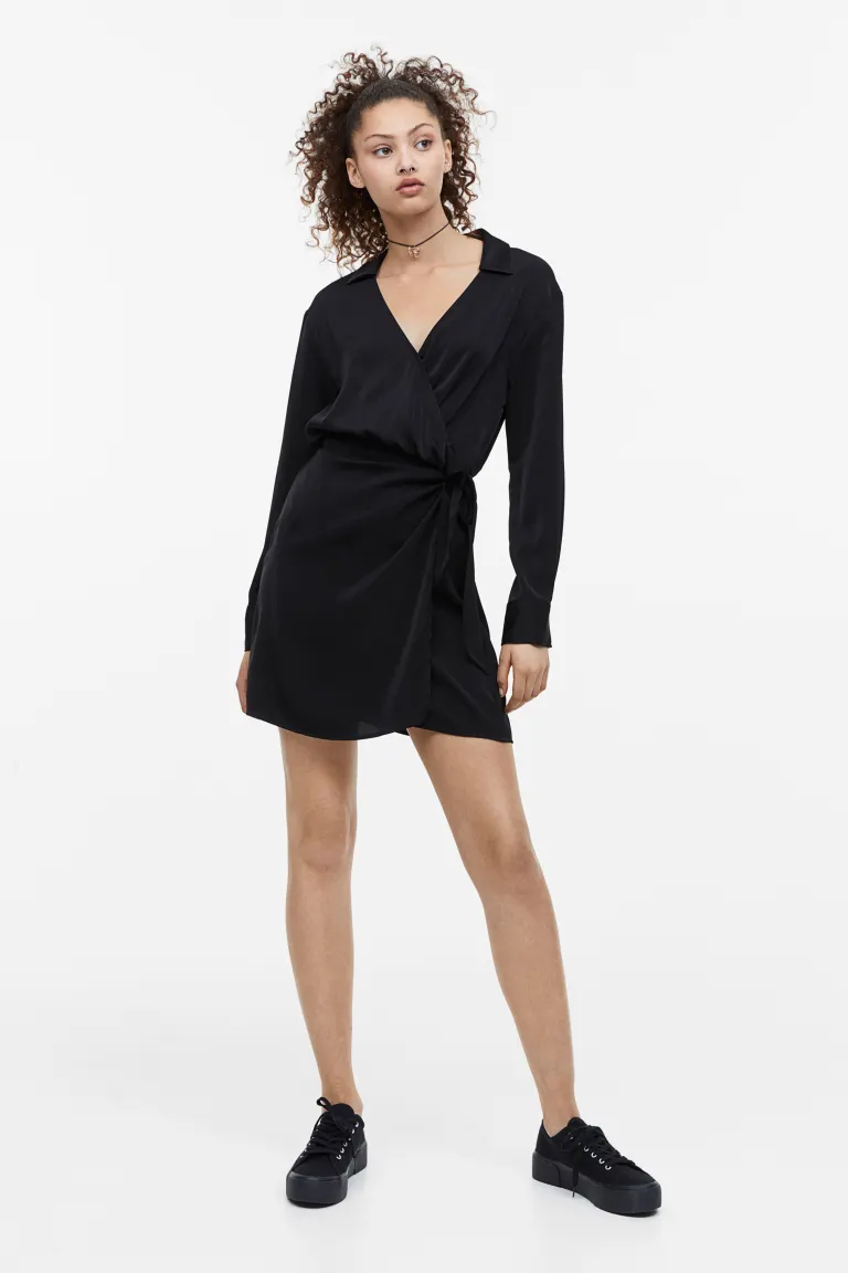 

Атласное платье-рубашка с переводным рисунком H&M, черный