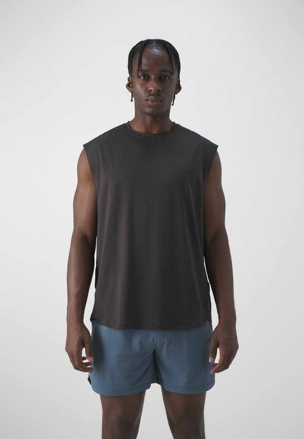 

Топ STRIDE SLEEVELESS ICANIWILL, цвет charcoal