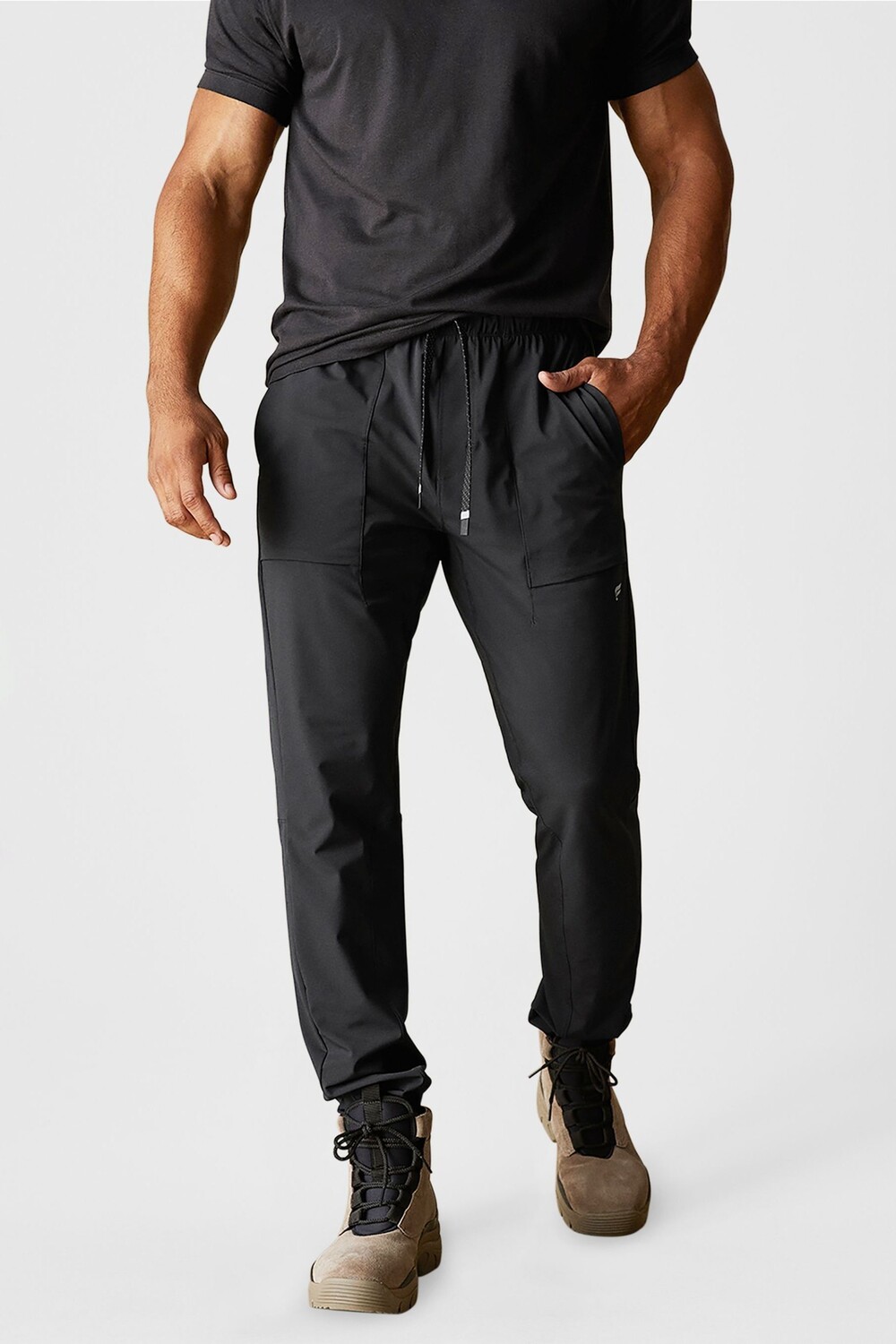 

Один бегун Fabletics, черный