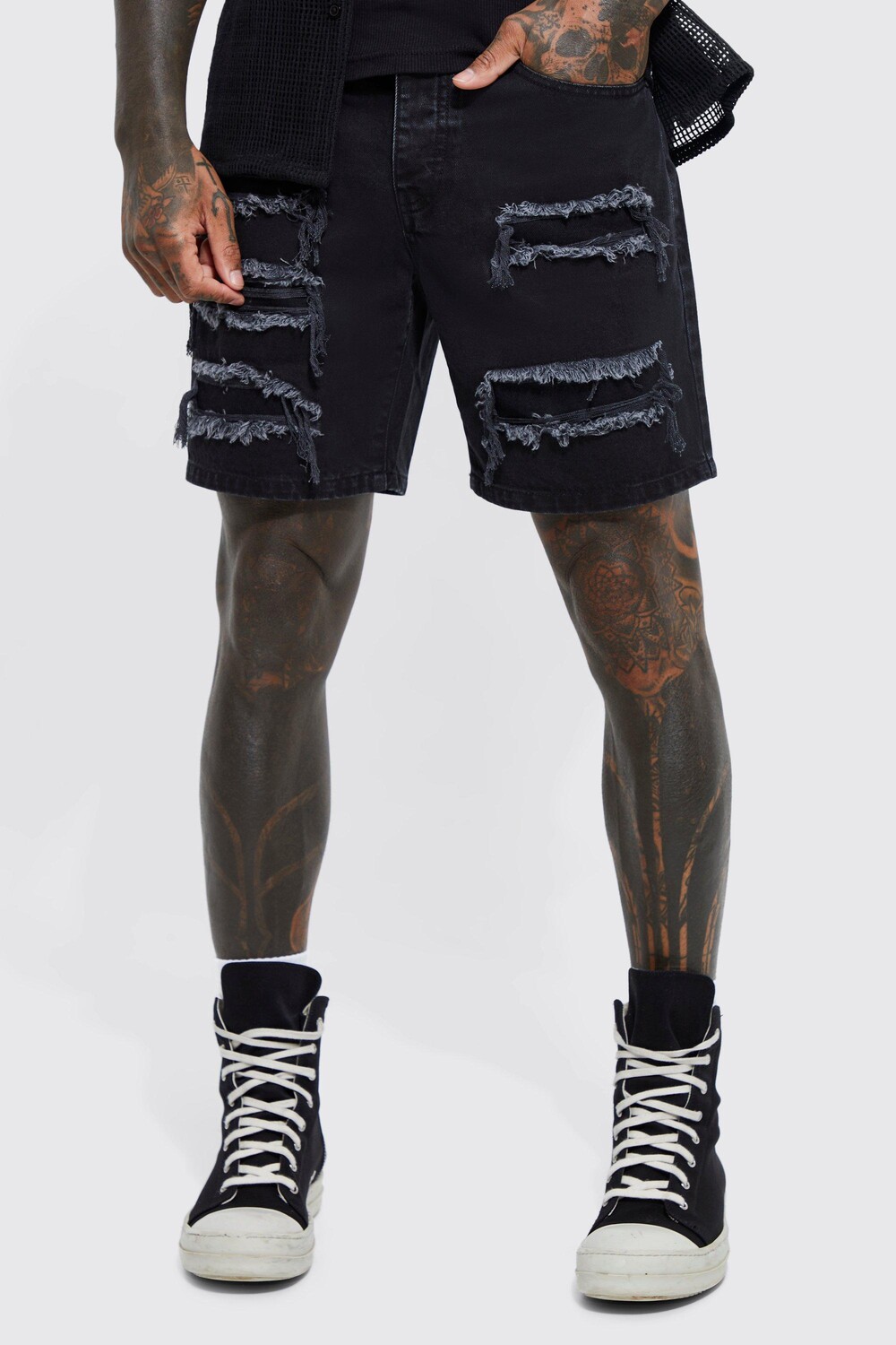 

Джинсовые шорты slim rigid and repair Boohoo, черный