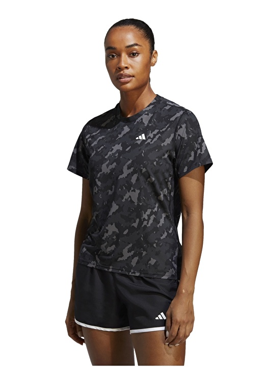 Простая черная женская футболка с круглым вырезом Adidas