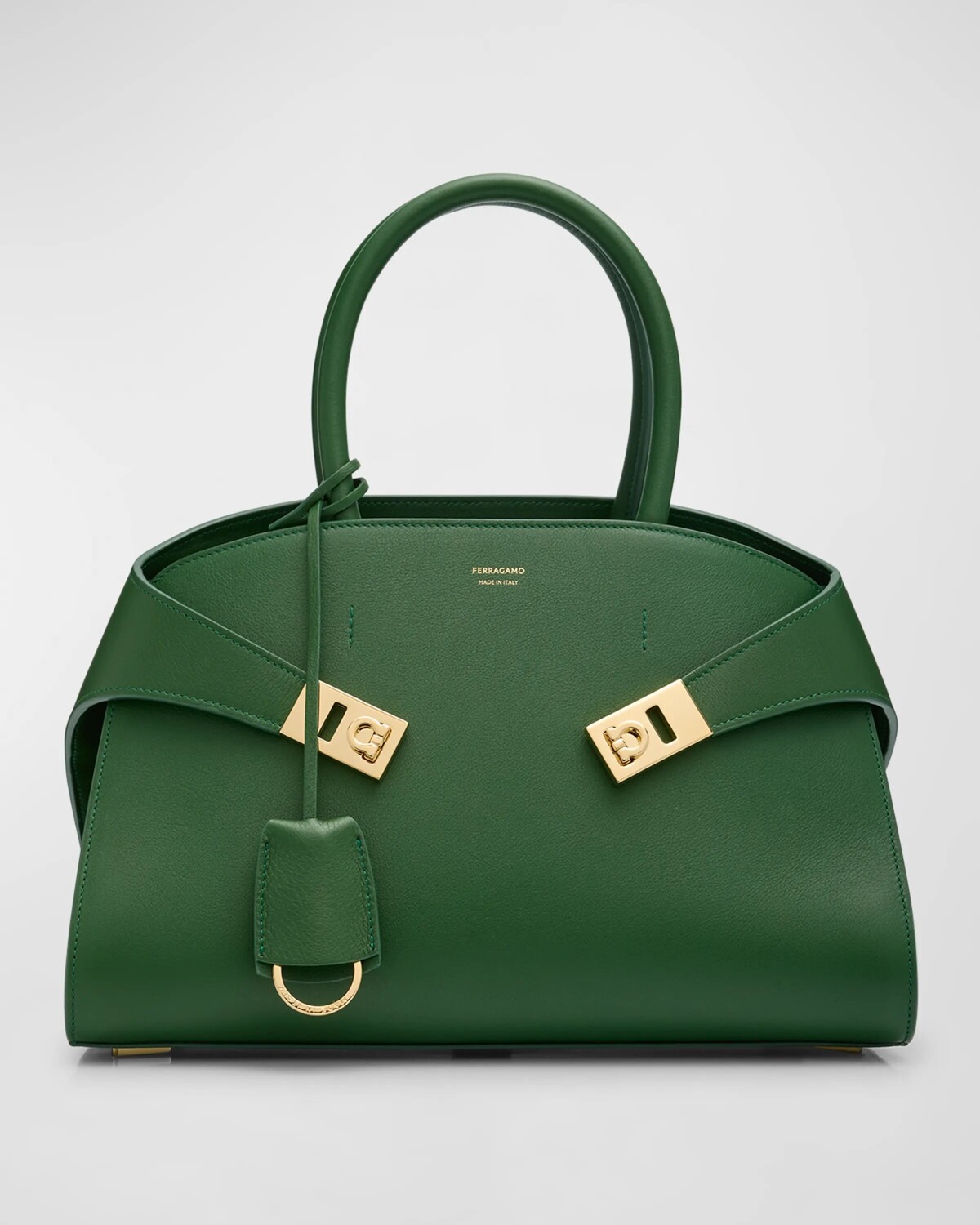 

Кожаная сумка Hug с верхней ручкой Ferragamo, цвет Forest Green