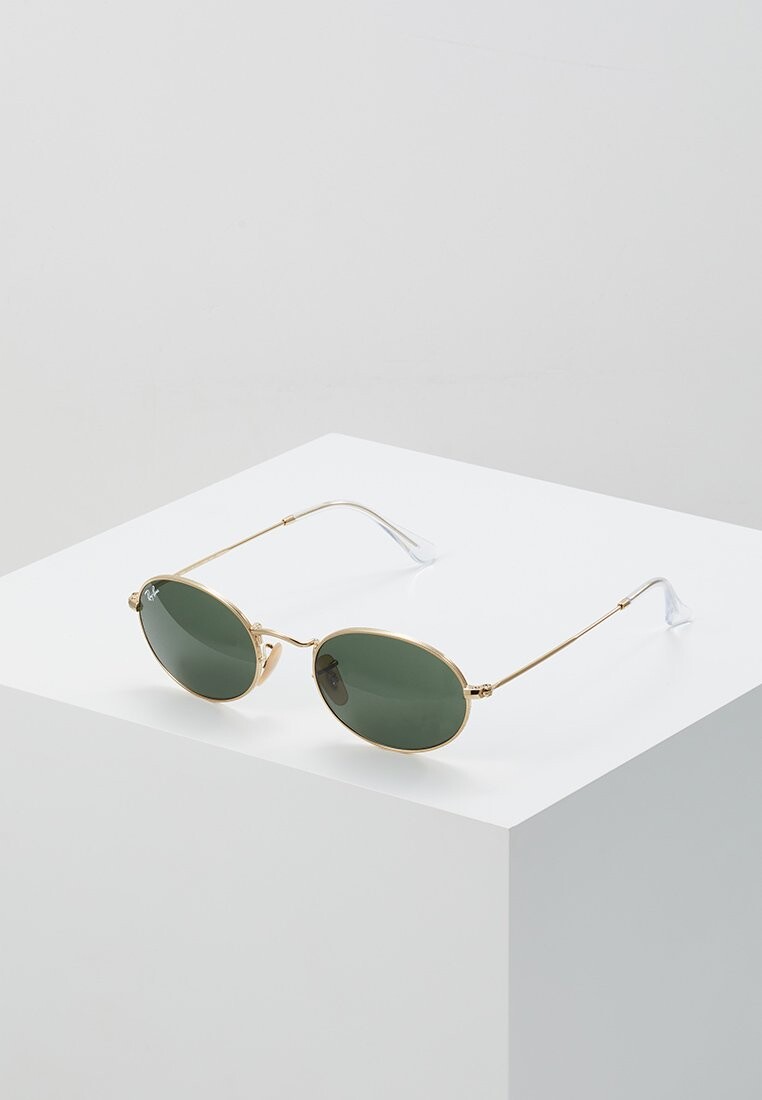

Солнцезащитные очки Ray-Ban