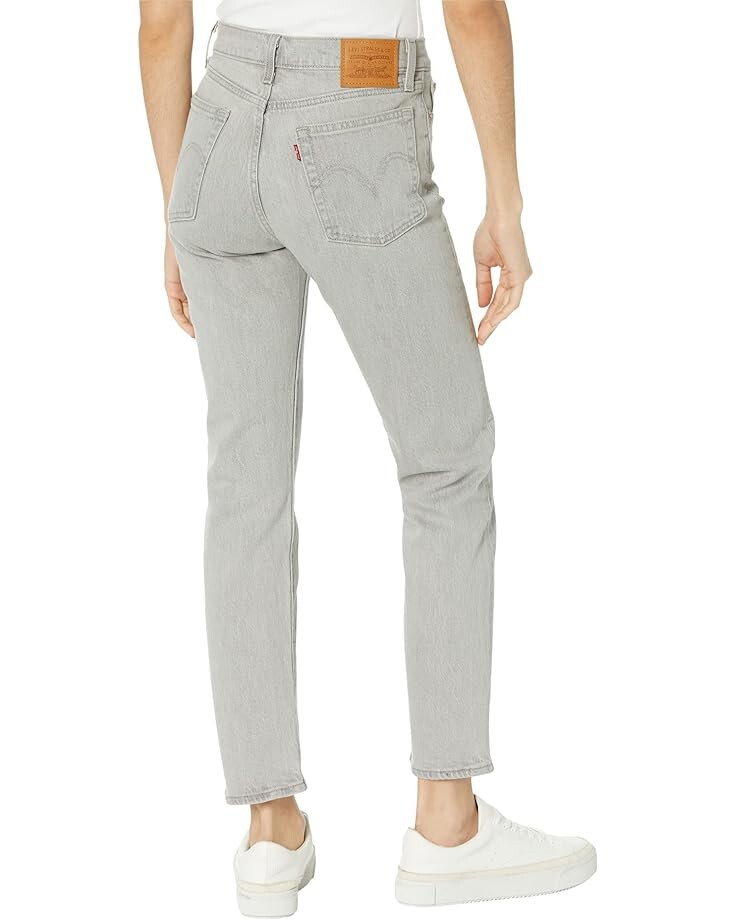 Джинсы Levi's Premium Wedgie Straight, цвет Under A Cloud