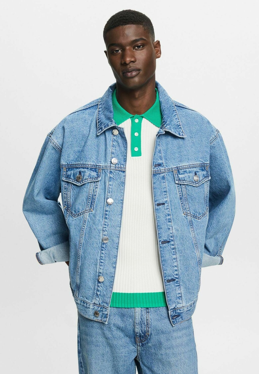 

Джинсовая куртка TRUCKER AUS Esprit, цвет blue light washed