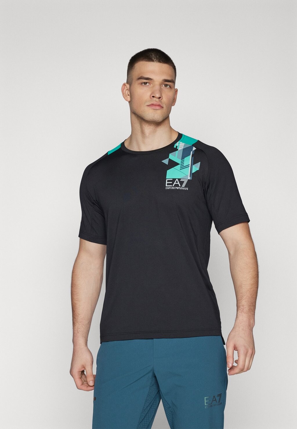 

Спортивная футболка VENTUS TOP PERFORMER TEE EA7 Emporio Armani, цвет black