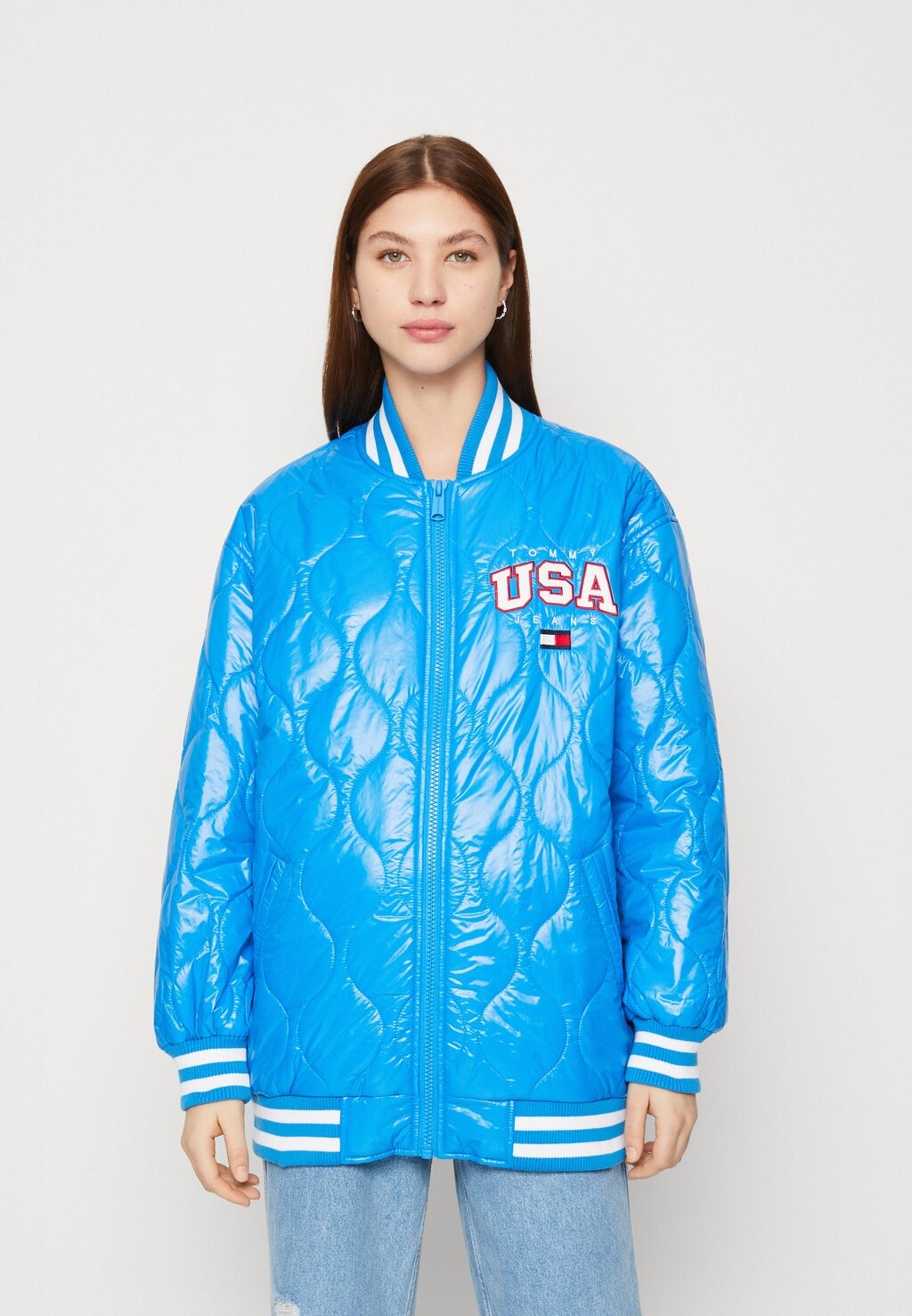 

Короткое пальто Tommy Jeans