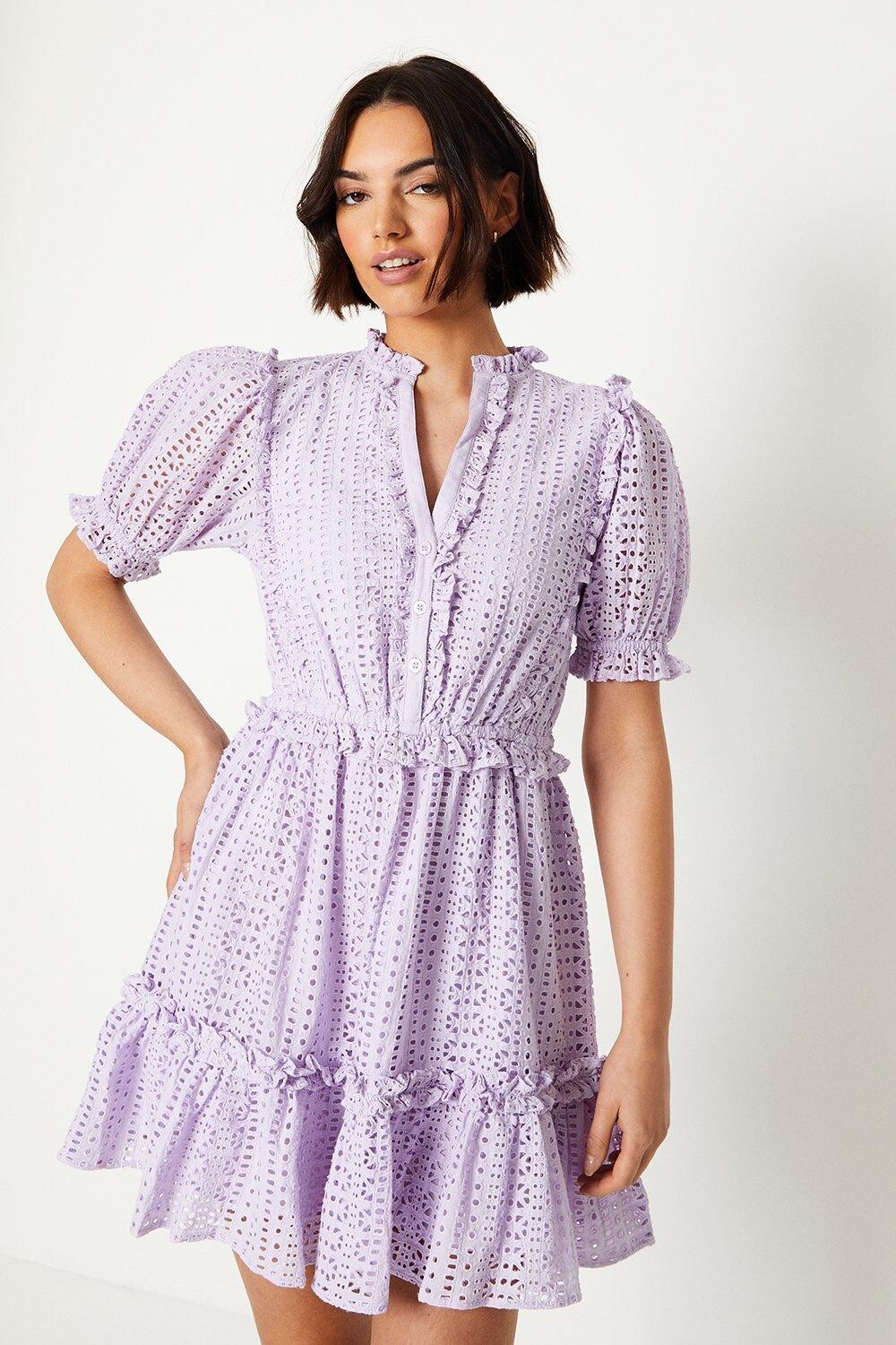 

Мини-платье на пуговицах с оборками Broderie Oasis, фиолетовый