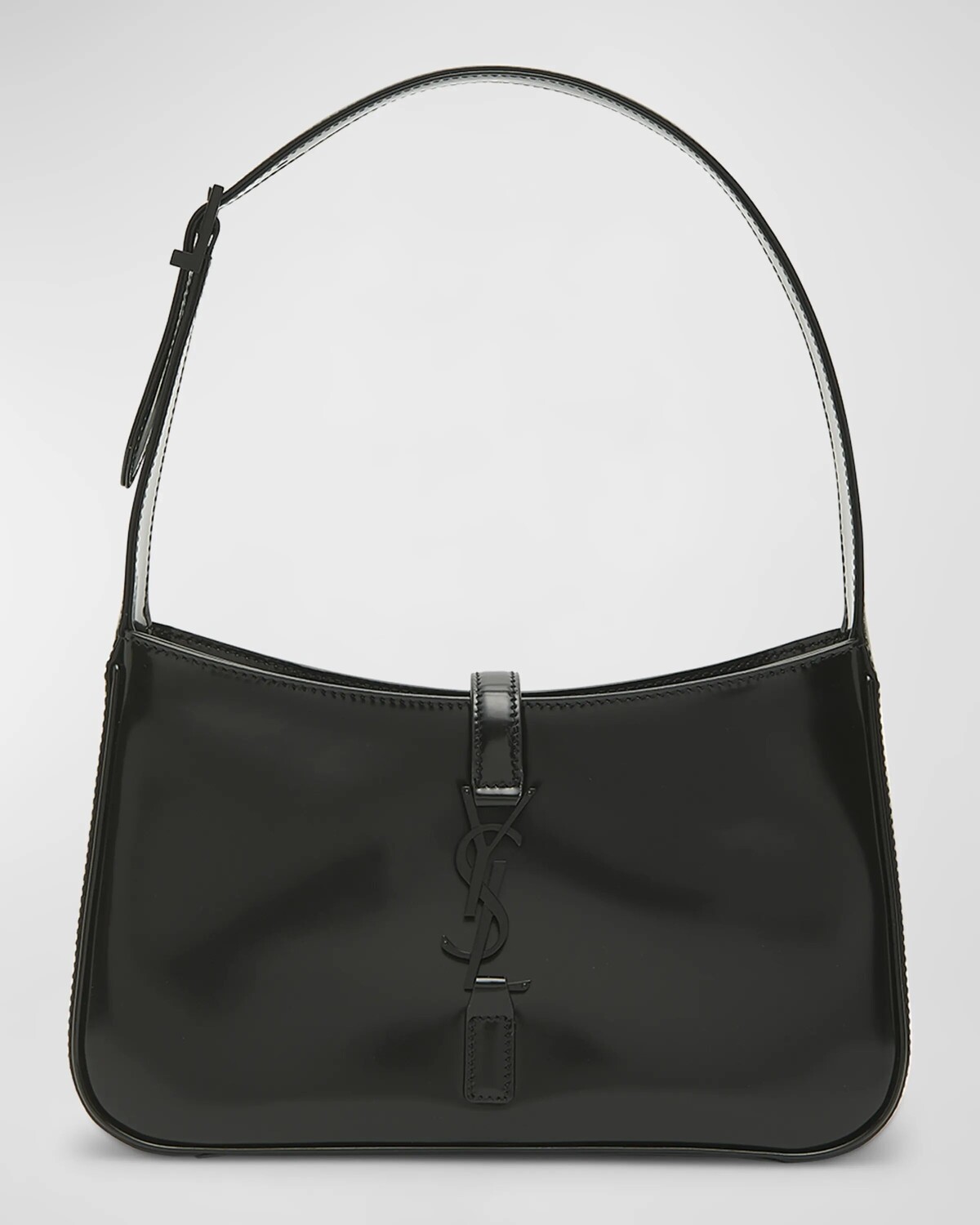 

Сумка на плечо Le 5 A 7 YSL из лакированной кожи Saint Laurent, цвет Black