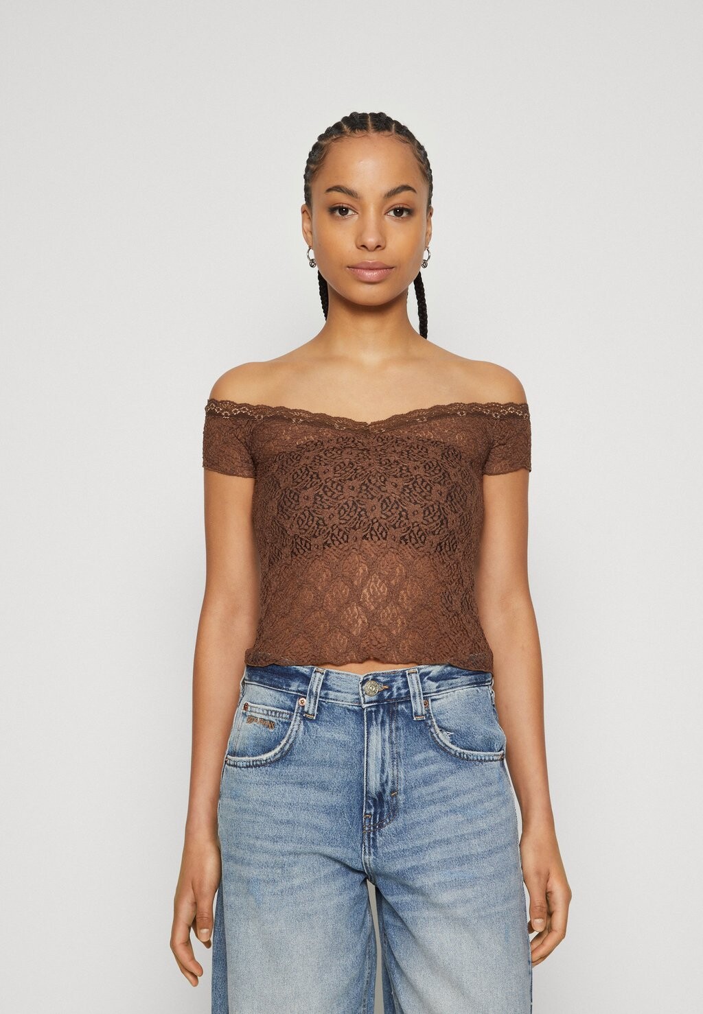 

Футболка с принтом RHIA BDG Urban Outfitters, коричневый