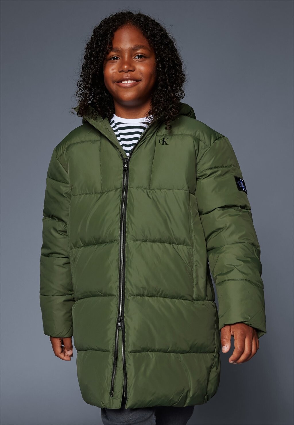 

Зимнее пальто ESSENTIAL PUFFER Calvin Klein Jeans, цвет thyme