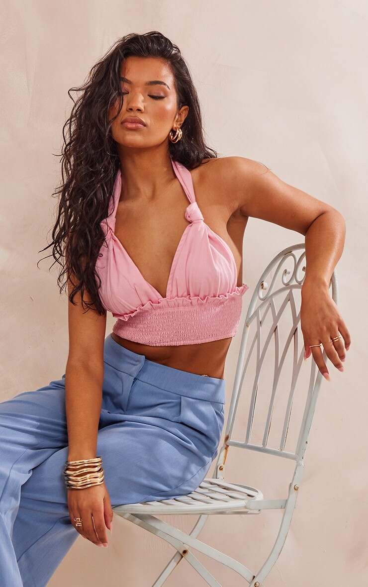 

PrettyLittleThing Розовый льняной укороченный топ с узлом на бретельках