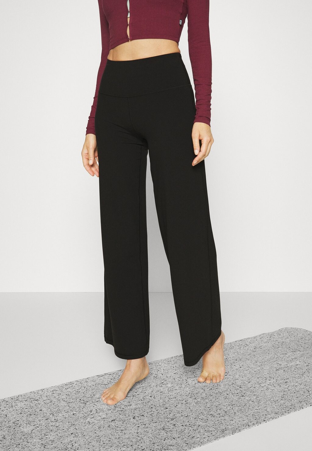 

Спортивные брюки Athleta, черный