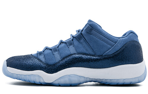 

Jordan 11 Retro Low Blue Moon (GS)