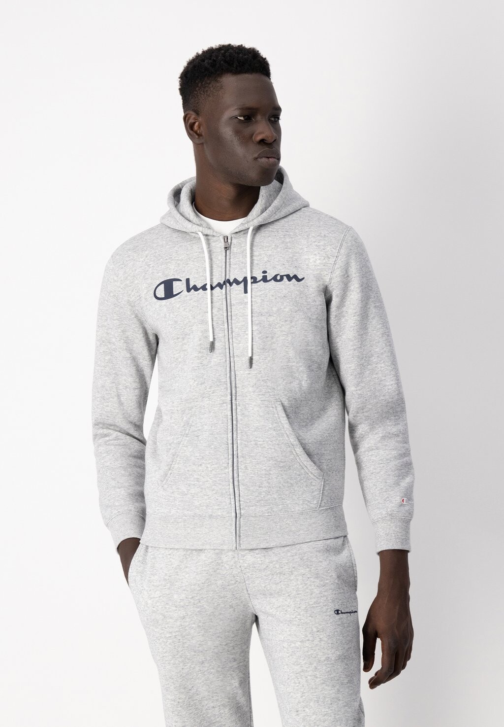 

Толстовка на молнии Champion