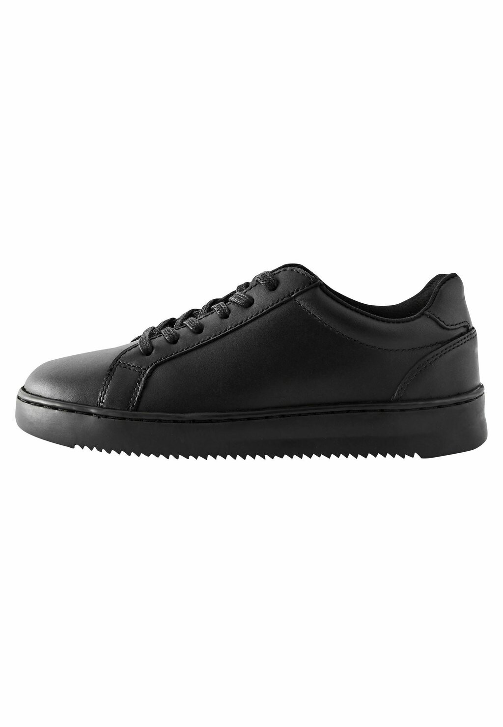 цена Кроссовки низкие SCHOOL REGULAR FIT Next, цвет black