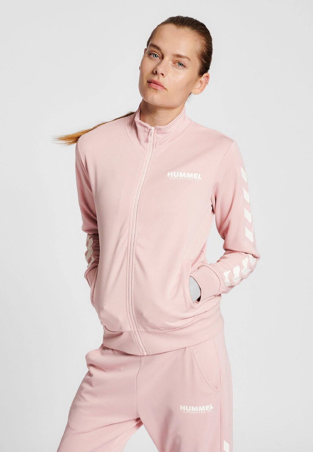 

Толстовка на молнии Hummel, светло-розовый