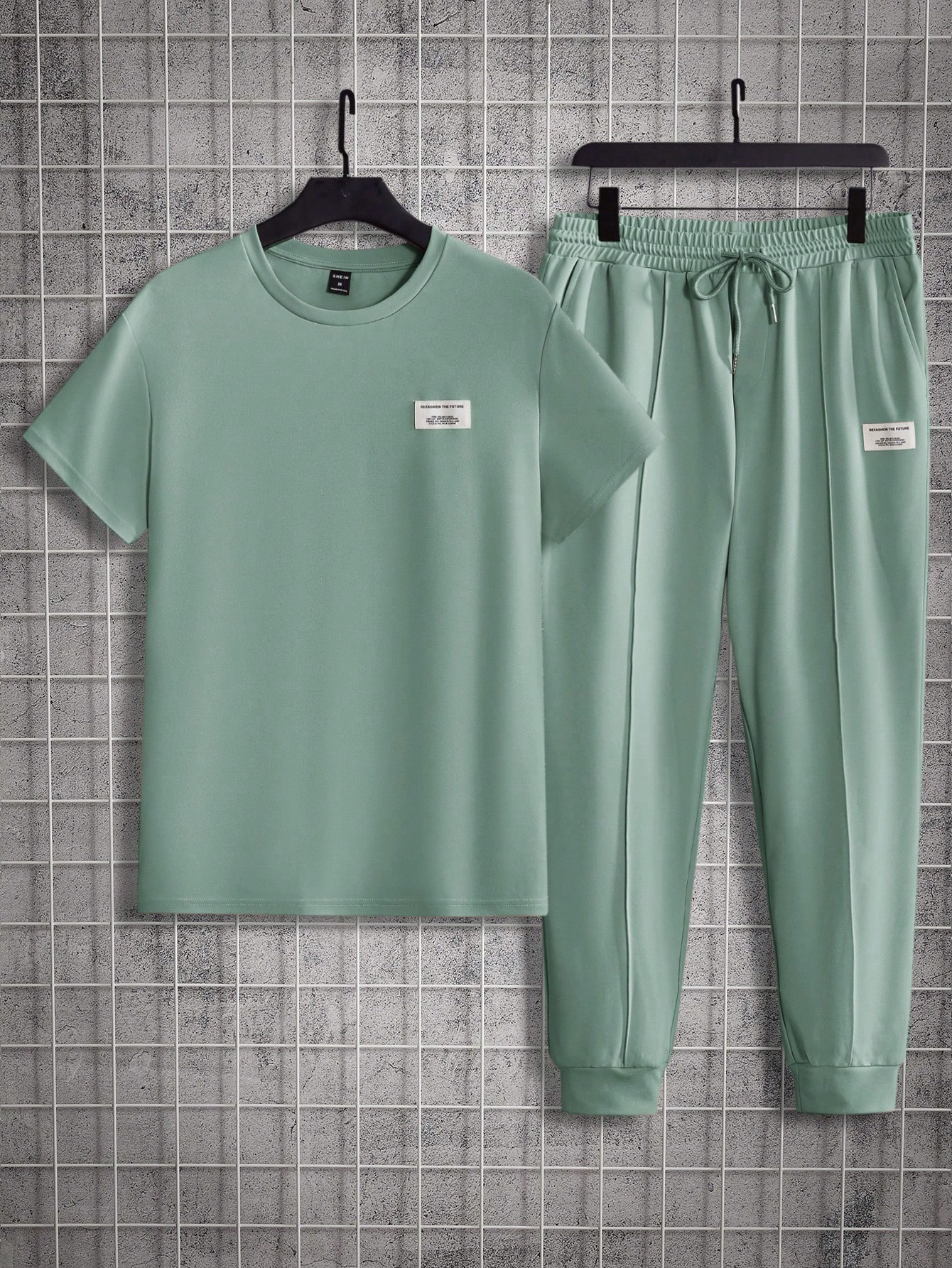 Мужская трикотажная повседневная футболка с принтом Manfinity Hypemode и длинные брюки, зеленый