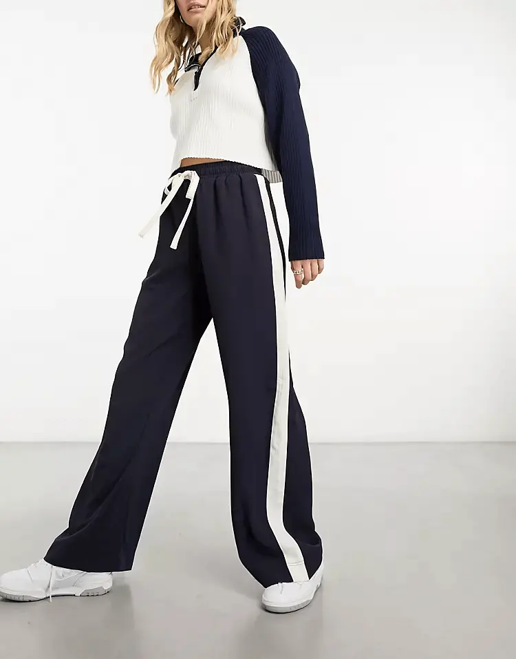 

Брюки Asos Design Pull On With Contrast Panel, темно-синий/белый