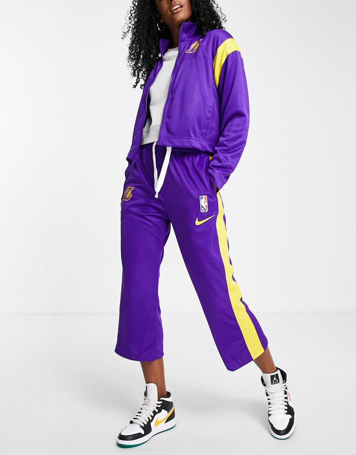 

Фиолетовый спортивный костюм Nike Basketball NBA LA Lakers Courtside