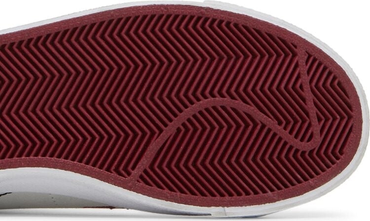 Nike blazer outlet maroon