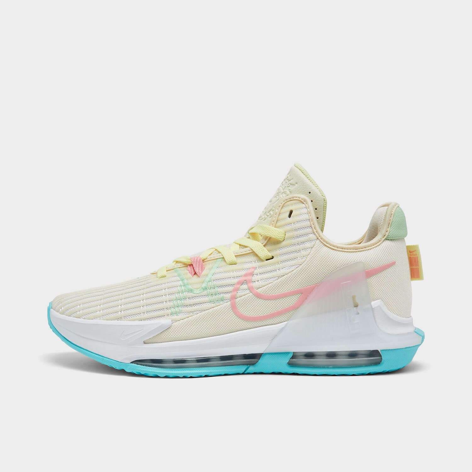 

Баскетбольные кроссовки Nike LeBron Witness 6, кремовый