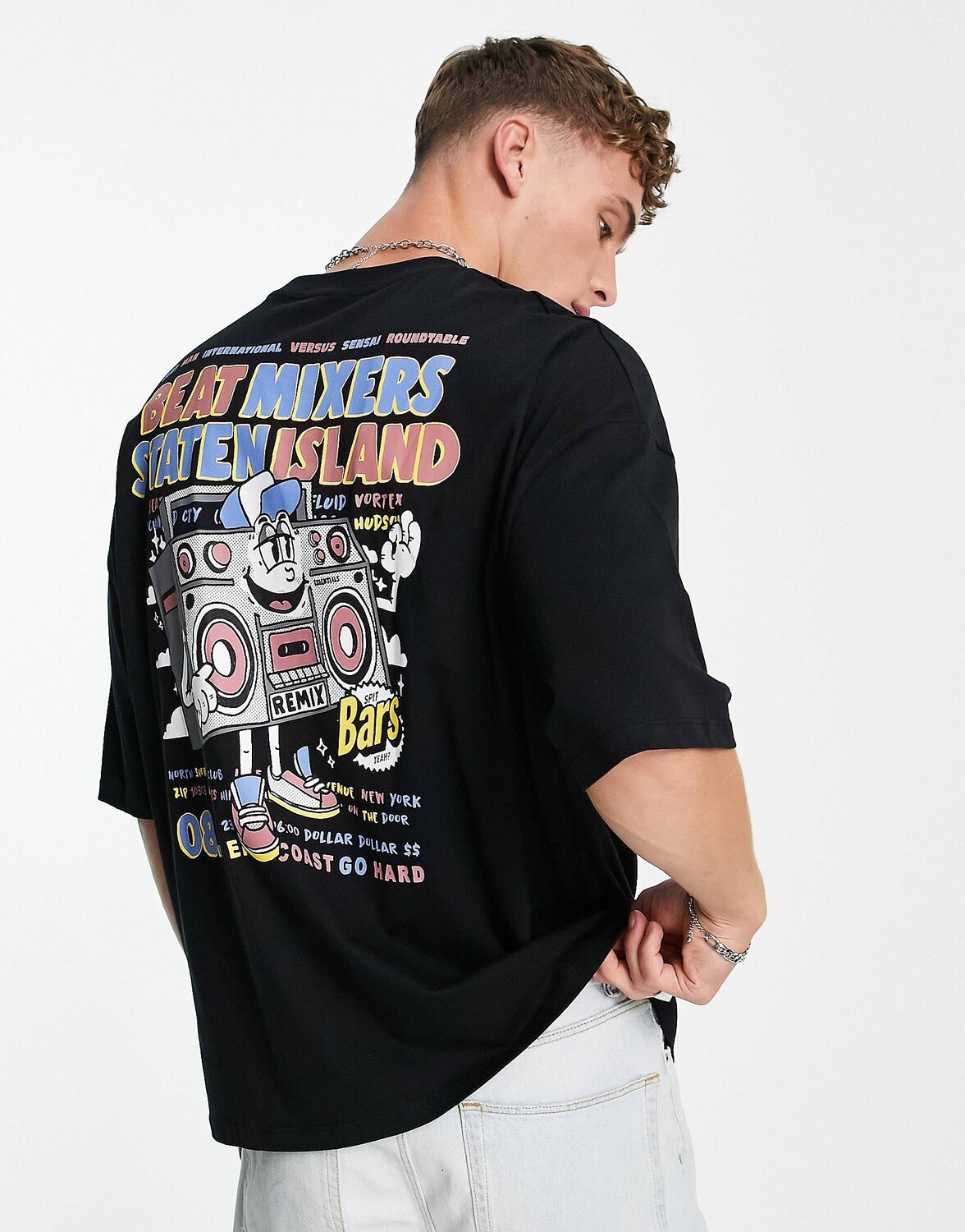 

Черная оверсайз-футболка с мультяшным принтом на спине и груди ASOS DESIGN
