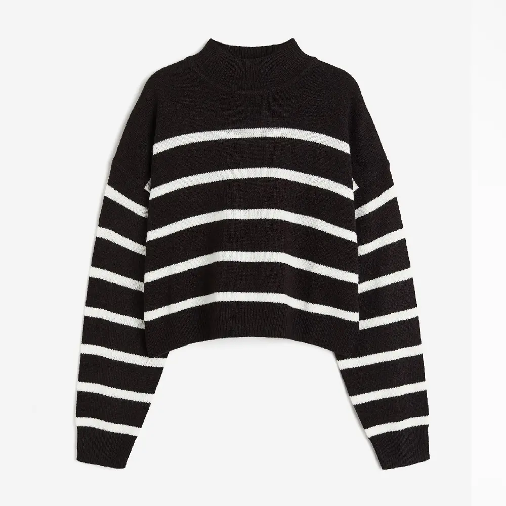 

Свитер H&M, черный/белый