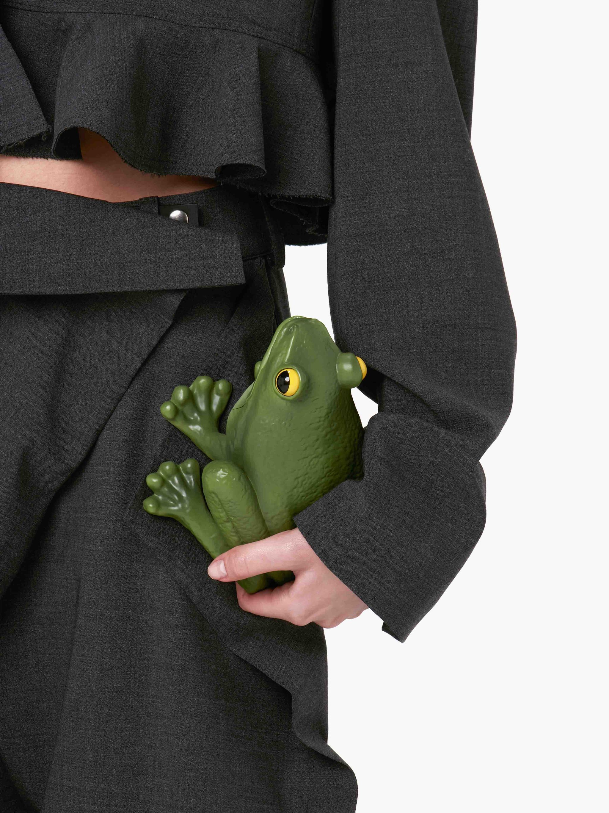 Сумка-клатч JW Anderson Frog, зеленый – купить по выгодным ценам с  доставкой из-за рубежа через сервис «CDEK.Shopping»