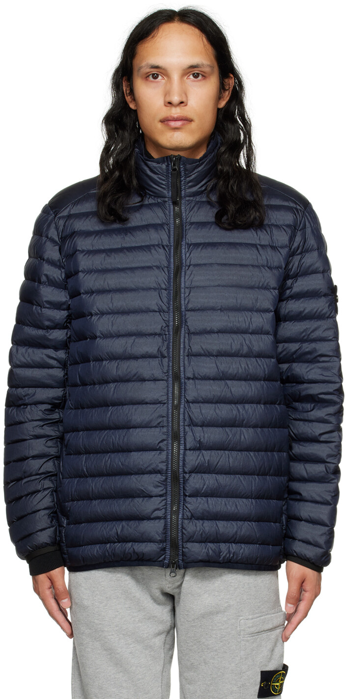 

Темно-синий натуральный пуховик Stone Island
