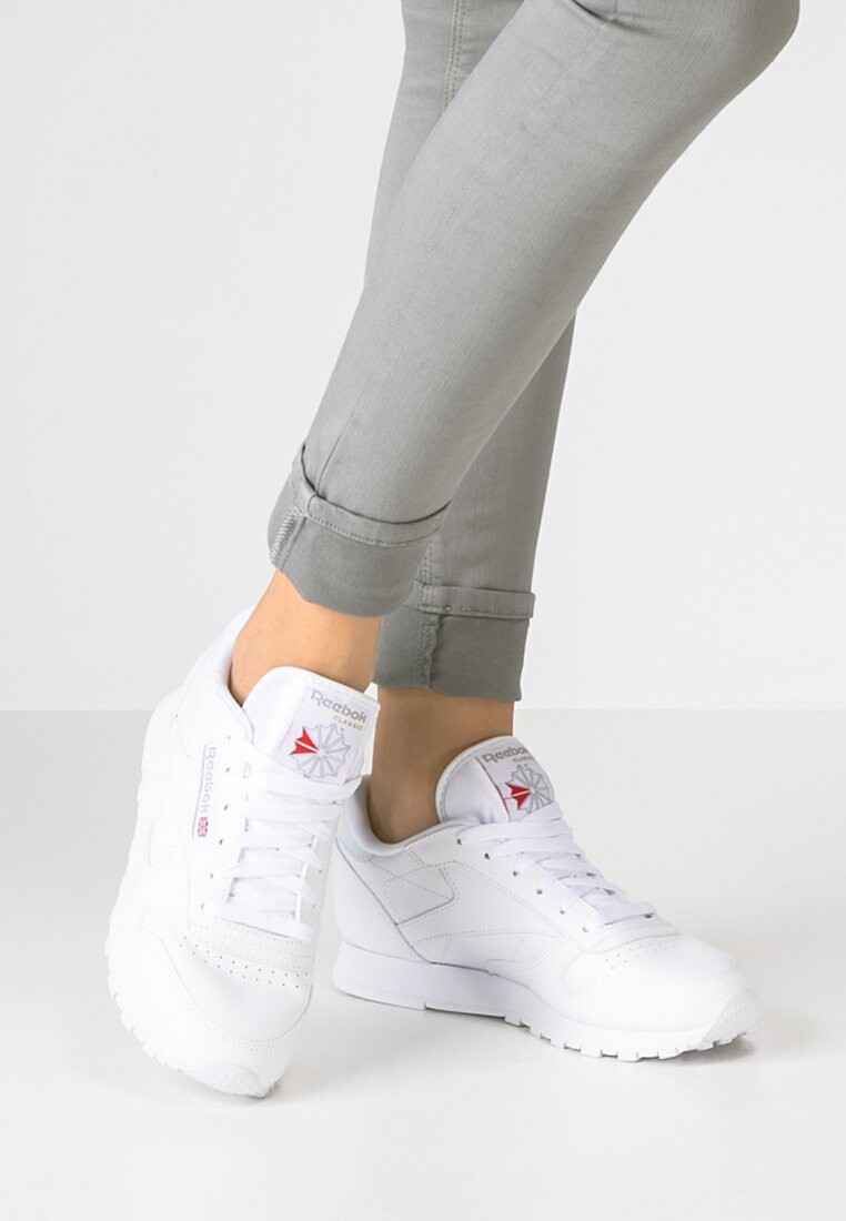 

Кроссовки Reebok, белый