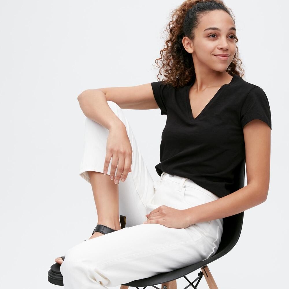 

Футболка Uniqlo, черный