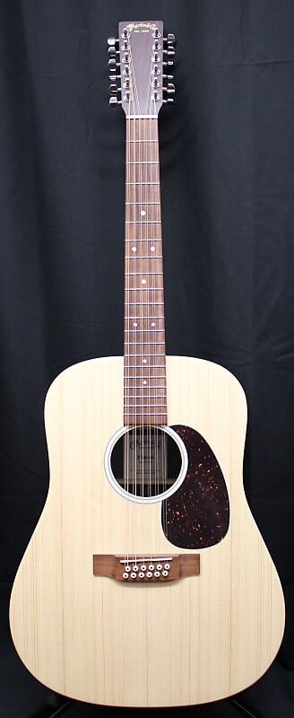 

Электроакустическая гитара Martin D-X2E Sitka Spruce Dreadnought с чехлом