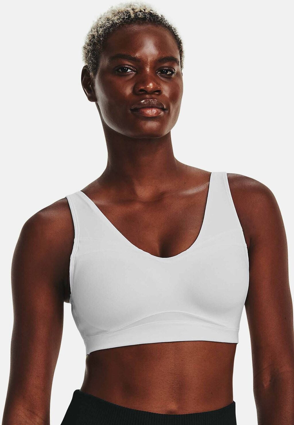 

Спортивный бюстгальтер со средней поддержкой. Under Armour, белый