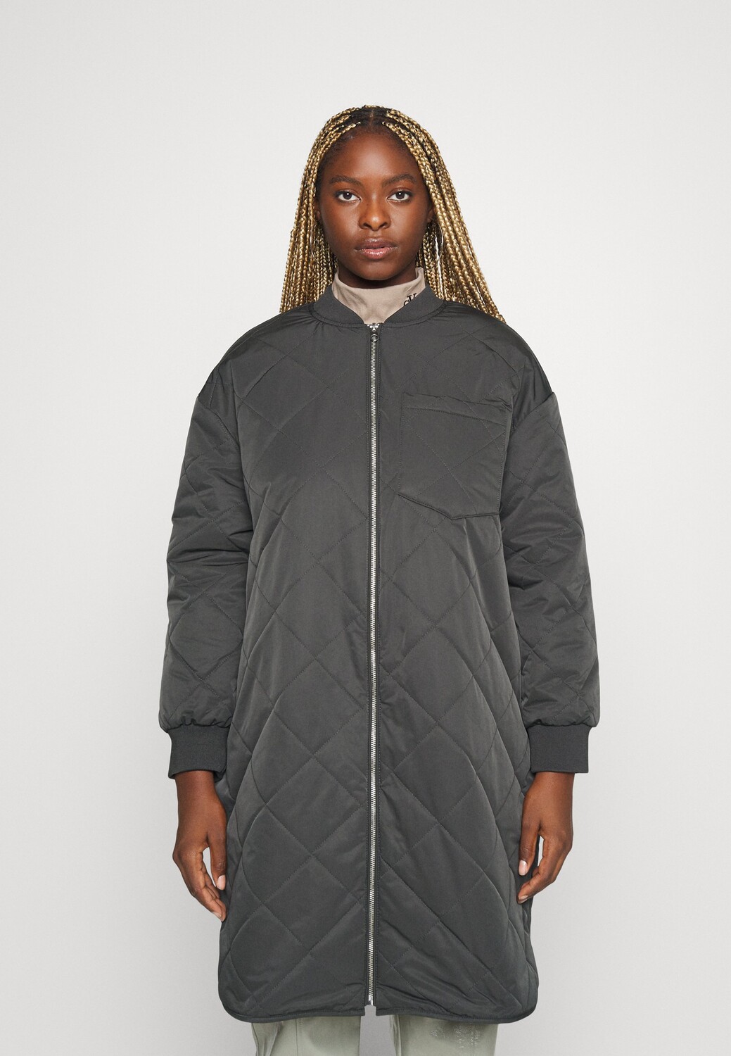

Пальто Vero Moda Curve, темно-зеленый