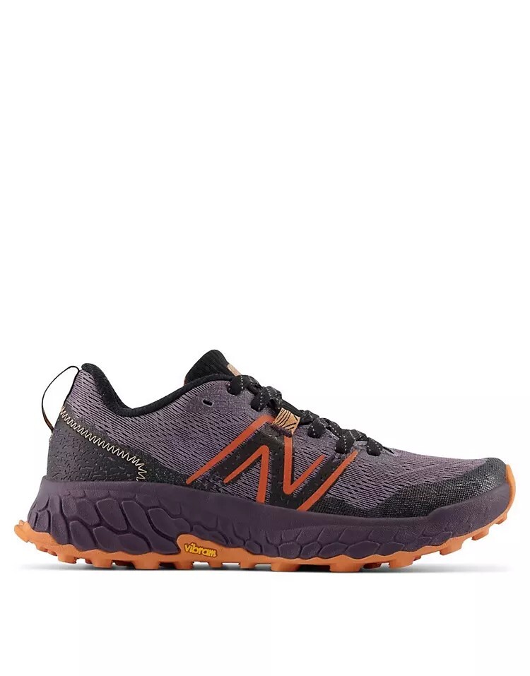 

Серые и оранжевые кроссовки New Balance Hierro, серый и оранжевый