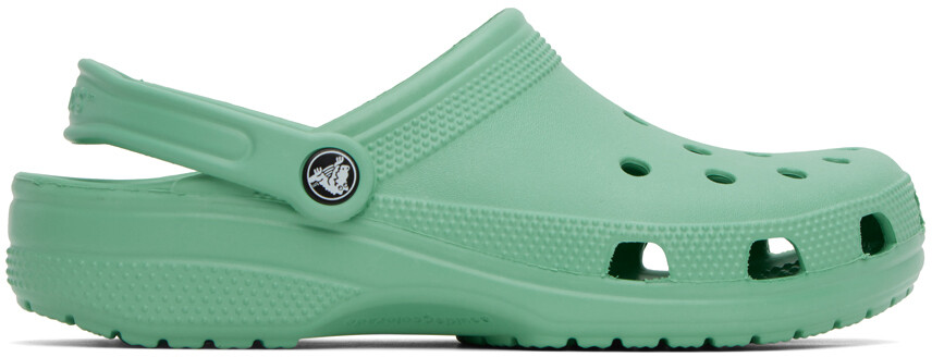 

Зеленые классические сабо Crocs