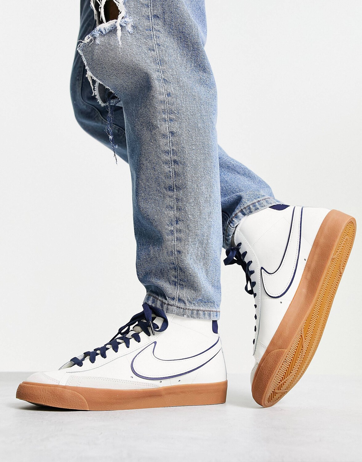 

Кроссовки премиум-класса Nike Blazer Mid'77 из парусины и темно-синего цвета с резиновой подошвой, Синий