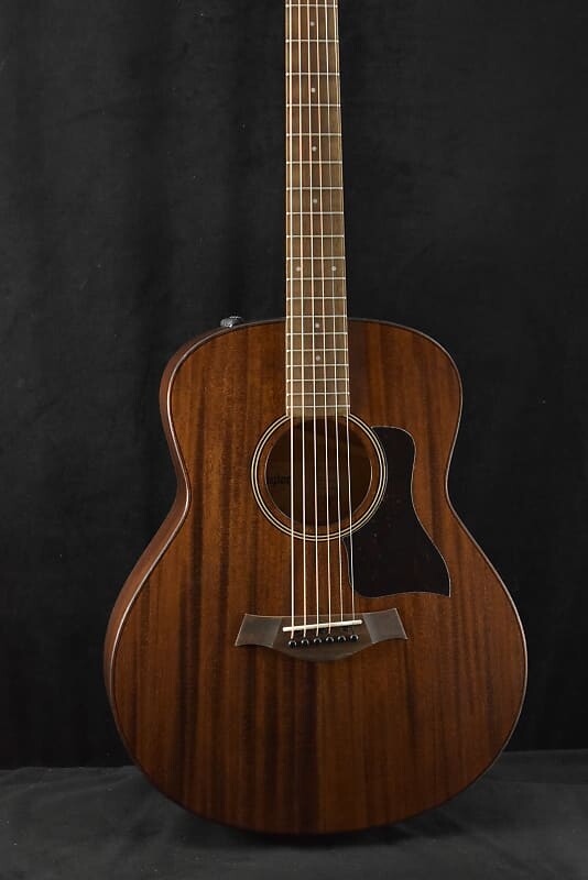 

Большой театр Тейлора GTe Mahogany Taylor Grand Theater GTe Mahogany