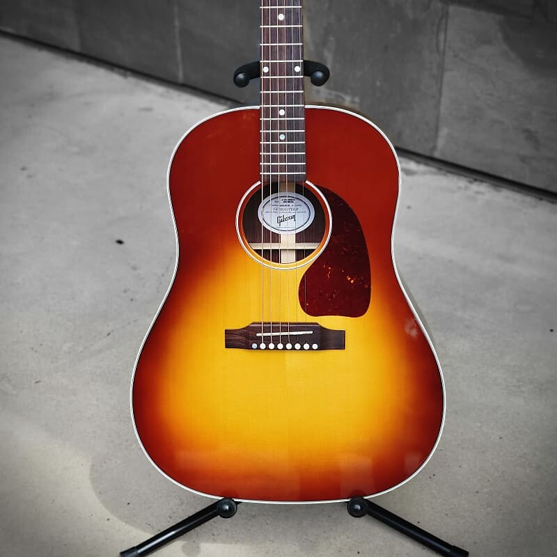

Gibson J-45 Studio Rosewood, Взрыв палисандра MCRS4SRWBB