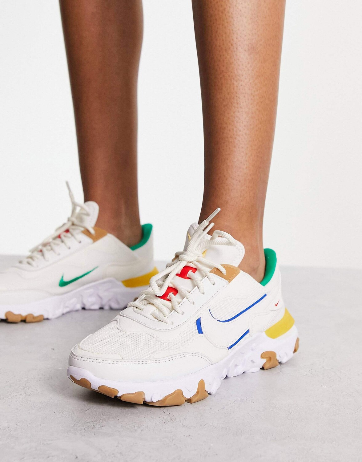 

Кроссовки Nike React R3 Vision, белый/мультиколор