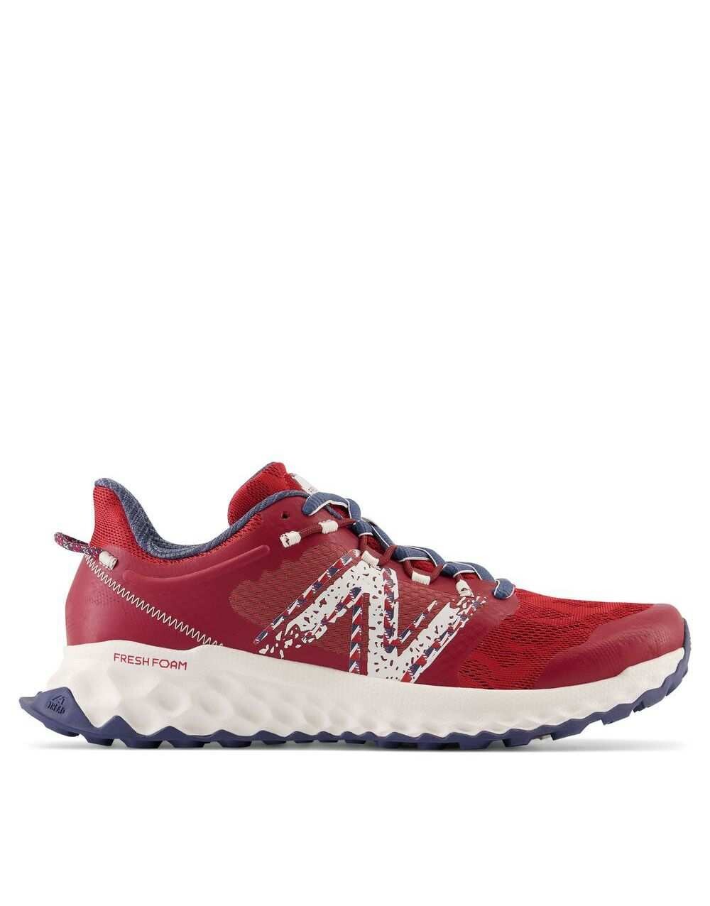 

Красные кроссовки New Balance Garo