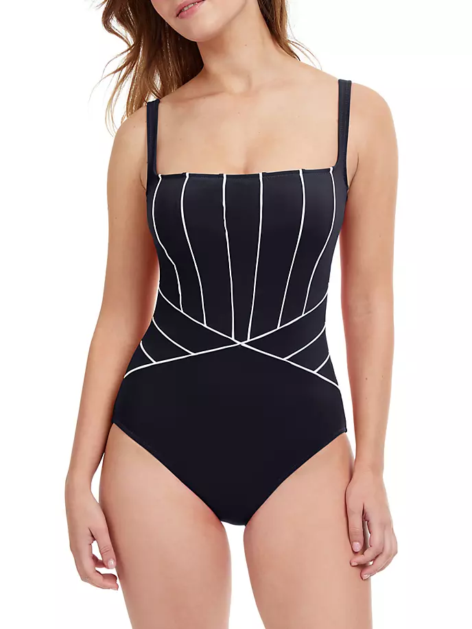 

Состав: D-Cup One-Piece Profile By Gottex, белый