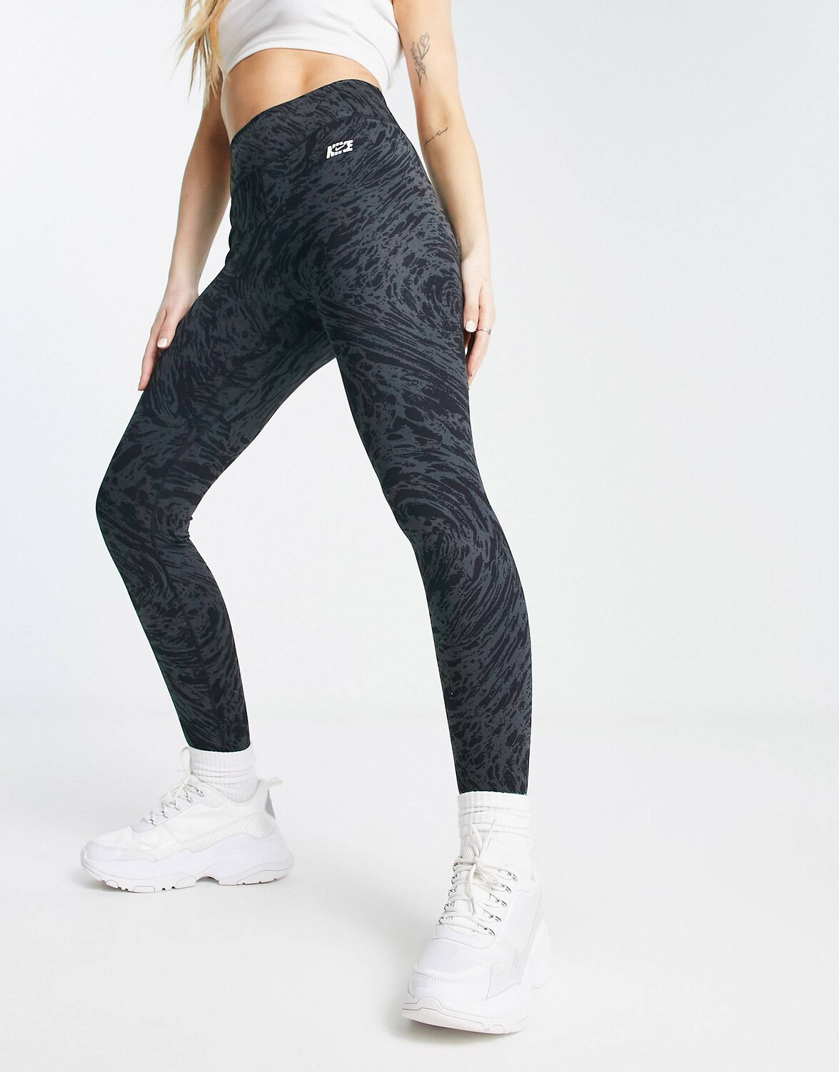 

Черные леггинсы с высокой посадкой и принтом 7/8 Nike Training Icon Clash One Dri-FIT, Черный