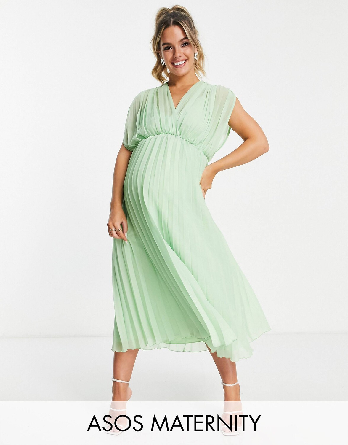 

Плиссированное платье миди с вырезом спереди светло-зеленого цвета ASOS DESIGN Maternity
